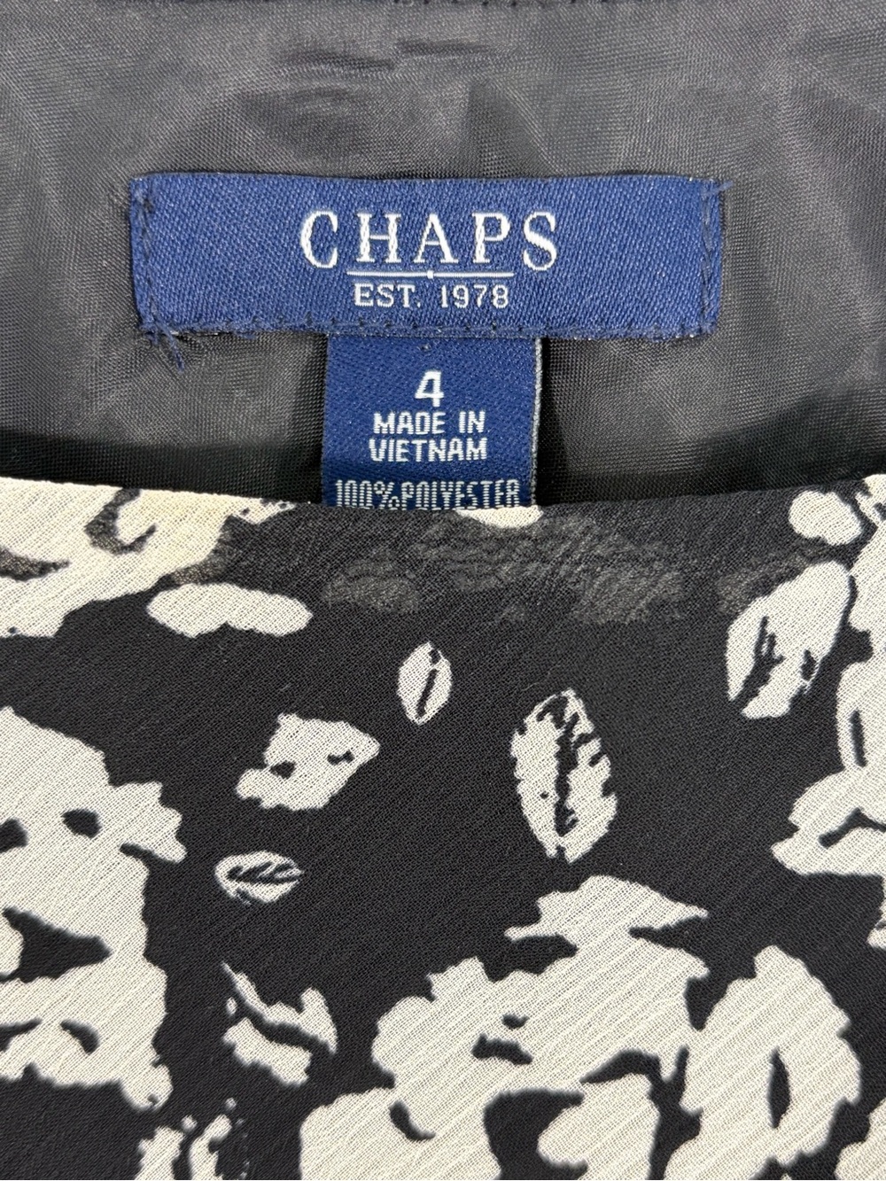 Chaps B&W Floral Sleeveless Midi Dress (4) - Picture 3 of 8